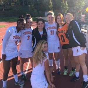 Meet your Posher, Mia